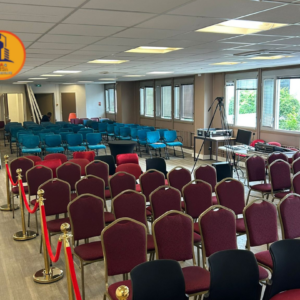 Salle pour Église Évangélique - 200 à 250 Places, 2500€/mois à Vitry-sur-Seine