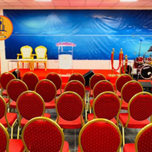 Salle à Villeneuve St Georges - 200 à 300 Places, 3000€/mois