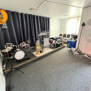 Salle pour Église Évangélique - 50 à 70 Personnes, 900€/mois